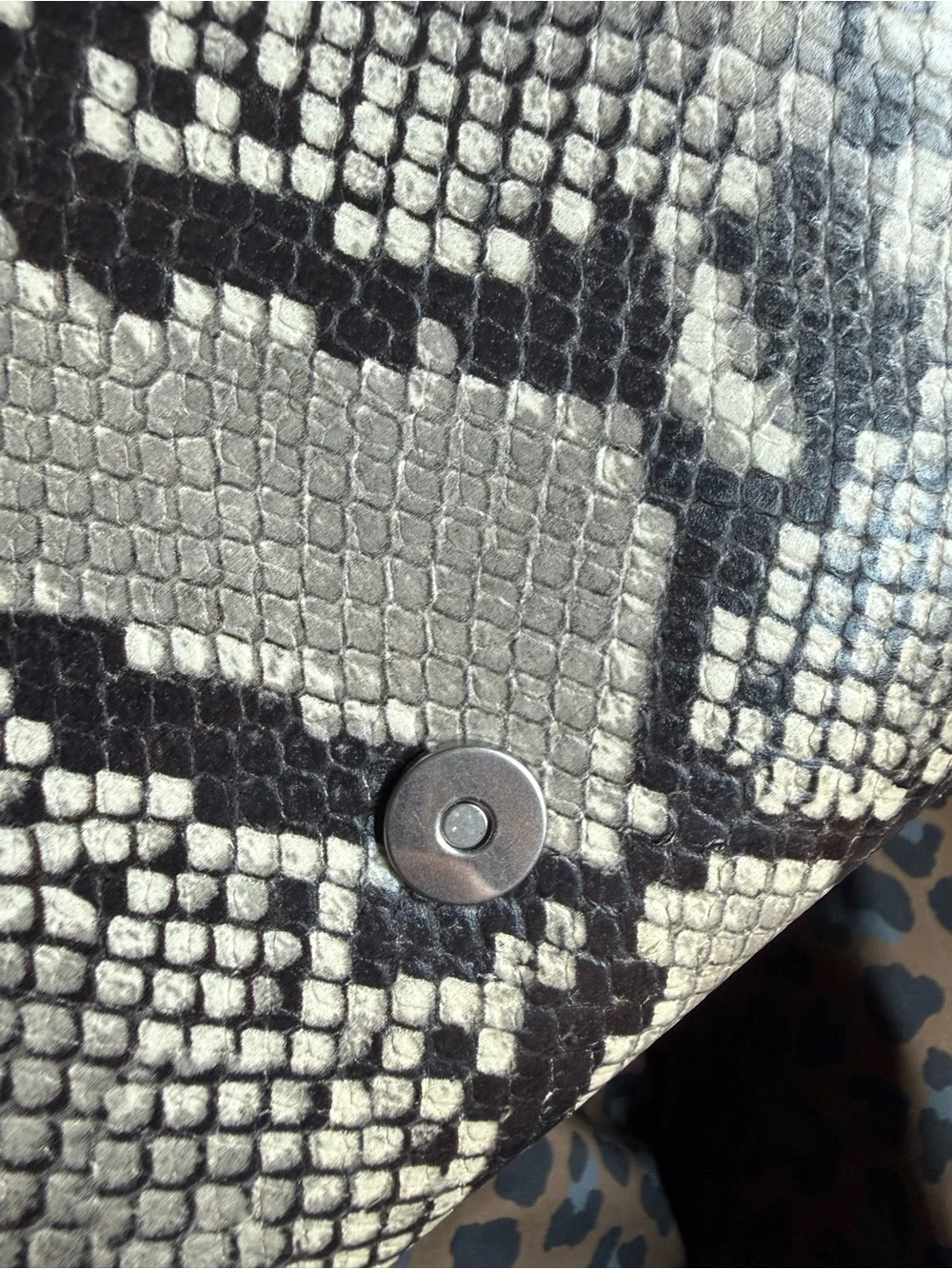 Tory Burch Robinson Snakeskin Embossed Wallet on Chain WOC Crossbody Clutch